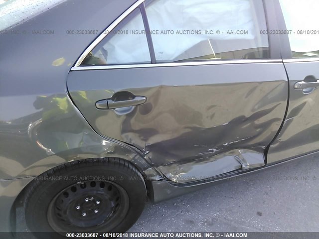 4T1BF1FK1CU596458 - 2012 TOYOTA CAMRY SE/LE/XLE 灰色 照片 6