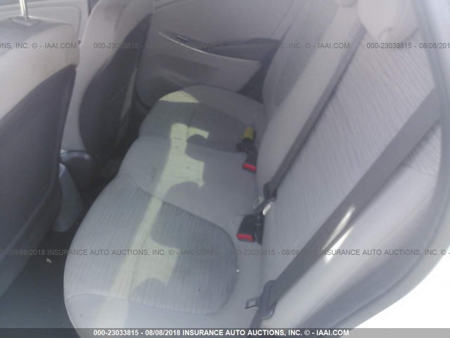 KMHCT4AE3GU123084 - 2016 HYUNDAI ACCENT SE WHITE photo 8