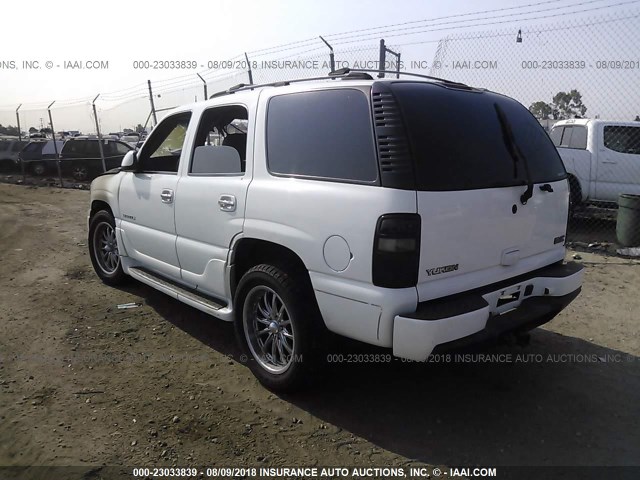 1GKEK63U63J132832 - 2003 GMC YUKON DENALI WHITE photo 3