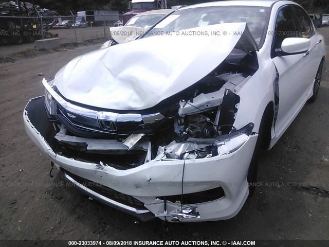 1HGCR2F5XHA286609 - 2017 HONDA ACCORD SPORT WHITE photo 6