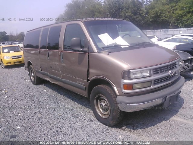 1GAHG39G621125638 - 2002 CHEVY EXPRESS G3500  TAN photo 1