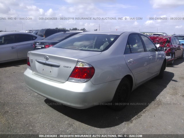 4T1BE32K55U570503 - 2005 TOYOTA CAMRY LE/XLE/SE 银色 照片 4