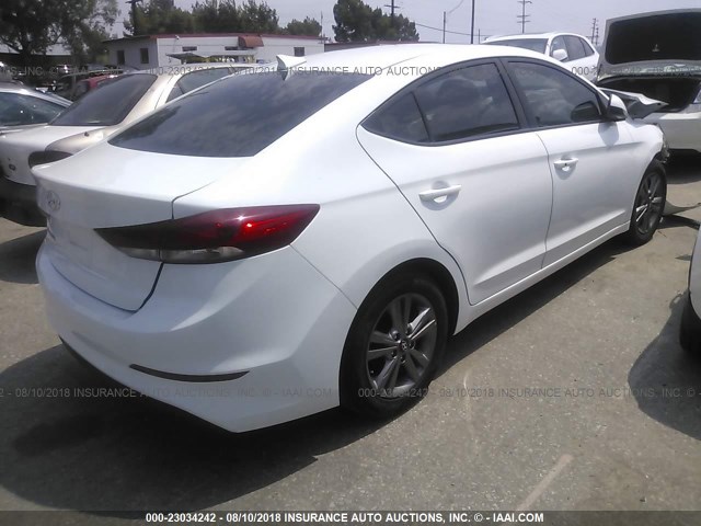 5NPD84LF1HH136542 - 2017 HYUNDAI ELANTRA SE/VALUE/LIMITED WHITE photo 4