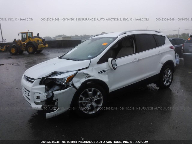 1FMCU0J90GUC25483 - 2016 FORD ESCAPE TITANIUM WHITE photo 2