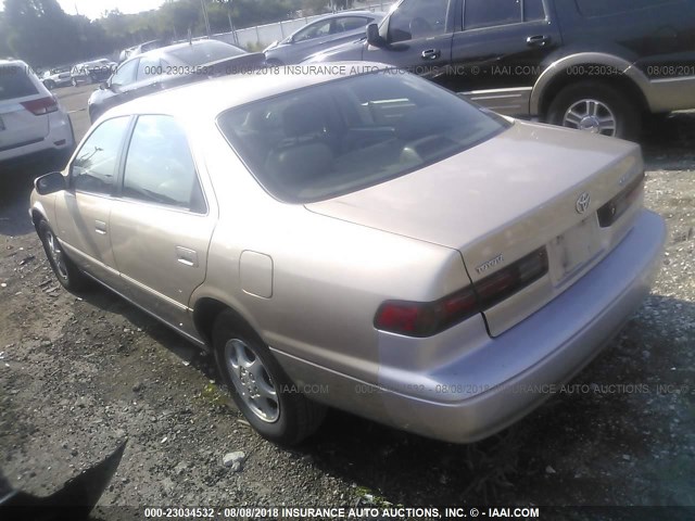 4T1BG22K6XU549599 - 1999 TOYOTA CAMRY CE/LE/XLE 金色 照片 3