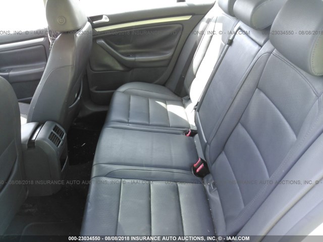 3VWEG71KX7M076629 - 2007 VOLKSWAGEN JETTA WOLFSBURG 银色 照片 8