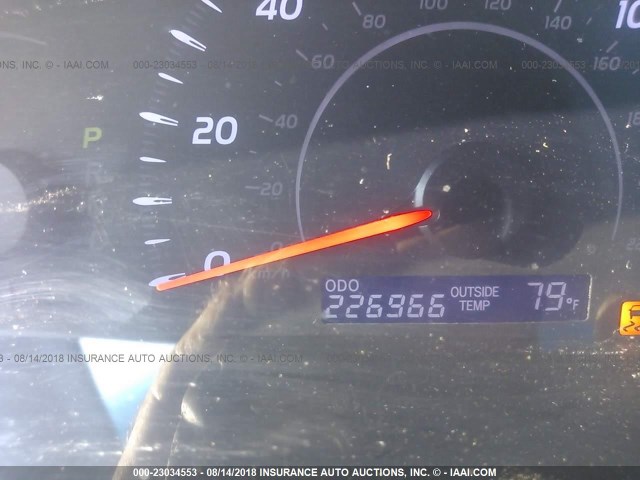 4T1BF3EK6AU016048 - 2010 TOYOTA CAMRY SE/LE/XLE ვერცხლისფერი ფოტო 7