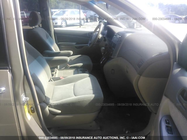 5TDZA23C16S437792 - 2006 TOYOTA SIENNA CE/LE GOLD photo 5