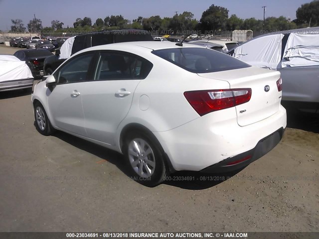 KNADN4A30D6207006 - 2013 KIA RIO EX/SX WHITE photo 3