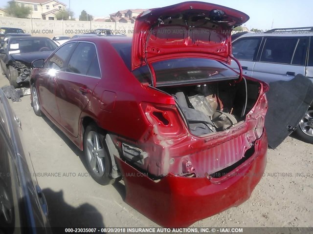 4T1BF1FK2EU746547 - 2014 TOYOTA CAMRY L/SE/LE/XLE RED photo 3