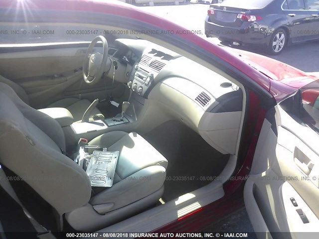 4T1CA30P84U007572 - 2004 TOYOTA CAMRY SOLARA SE/SLE წითელი ფოტო 5