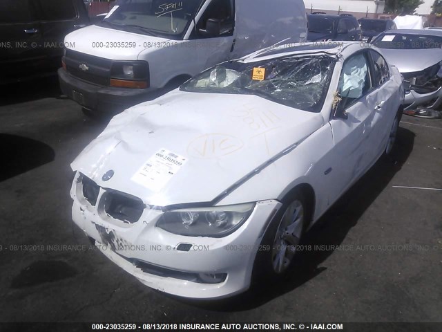 WBAKE5C52CE756030 - 2012 BMW 328 I SULEV WHITE photo 2