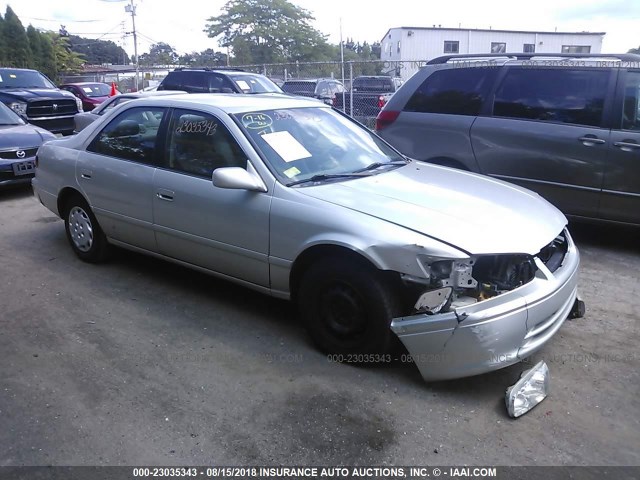 4T1BG22K8YU690367 - 2000 TOYOTA CAMRY CE/LE/XLE 银色 照片 1