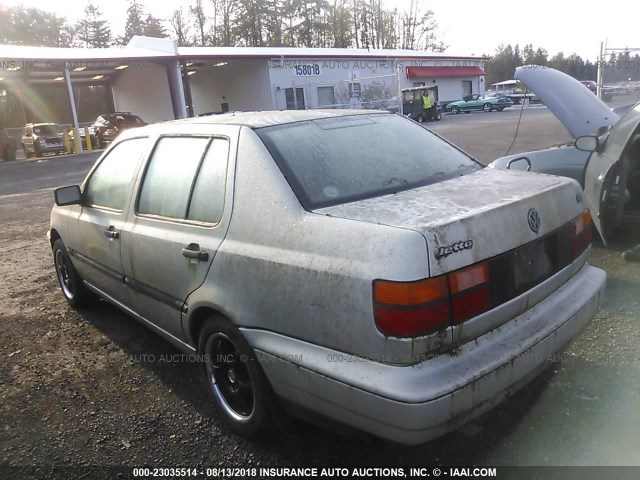 3VWRA81H8TM014363 - 1996 VOLKSWAGEN JETTA GL SILVER photo 3