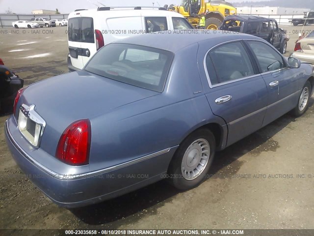 1LNHM81W4YY908551 - 2000 LINCOLN TOWN CAR EXECUTIVE BLUE photo 4