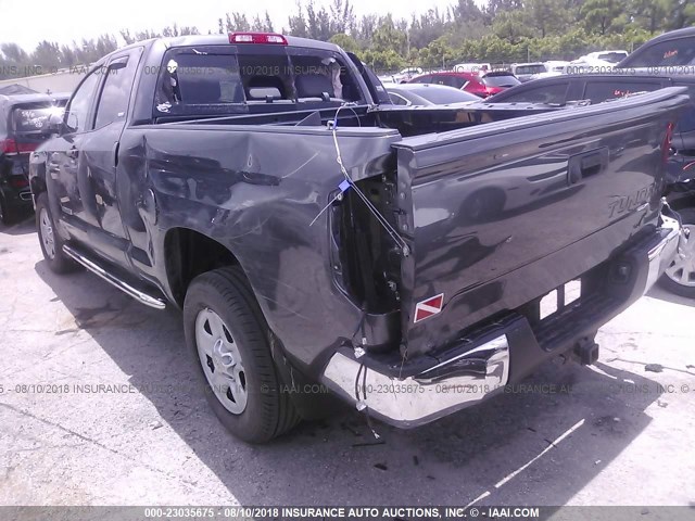 5TFRM5F14GX103528 - 2016 TOYOTA TUNDRA DOUBLE CAB SR/SR5 GRAY photo 3