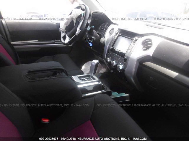 5TFRM5F14GX103528 - 2016 TOYOTA TUNDRA DOUBLE CAB SR/SR5 GRAY photo 5