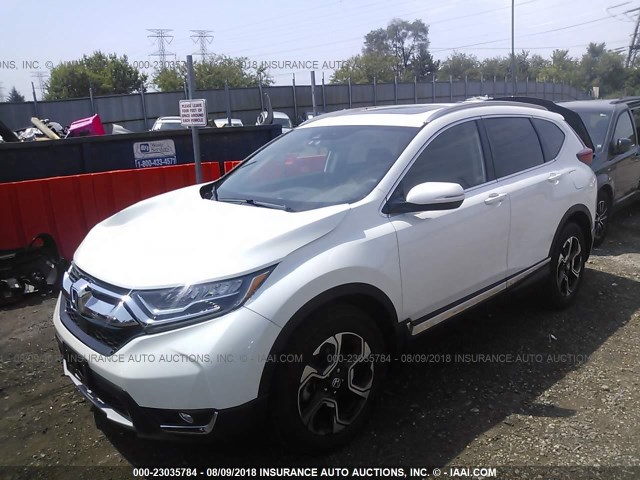 5J6RW2H91JL024502 - 2018 HONDA CR-V TOURING WHITE photo 2