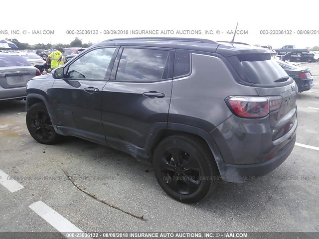 3C4NJCBB3JT326964 - 2018 JEEP COMPASS LATITUDE Grau Foto 3