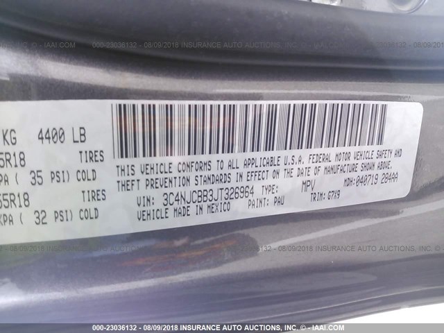 3C4NJCBB3JT326964 - 2018 JEEP COMPASS LATITUDE Grau Foto 9