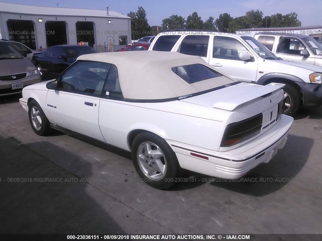 1G2JB34T4N7562524 - 1992 PONTIAC SUNBIRD SE WHITE photo 3