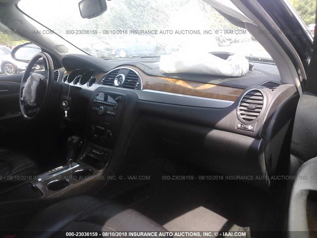5GALVCED5AJ167804 - 2010 BUICK ENCLAVE CXL ნაცრისფერი ფოტო 5