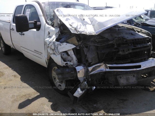 1GC4K0BG2AF141429 - 2010 CHEVROLET SILVERADO K3500 LT WHITE photo 6