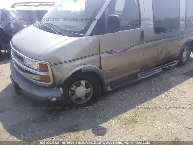 1GBFG15R421134739 - 2002 CHEVROLET EXPRESS G1500  SILVER photo 5