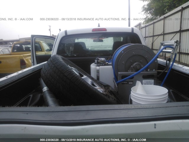 5TFRX5GN4HX092458 - 2017 TOYOTA TACOMA ACCESS CAB/SR/SR5 WHITE photo 8