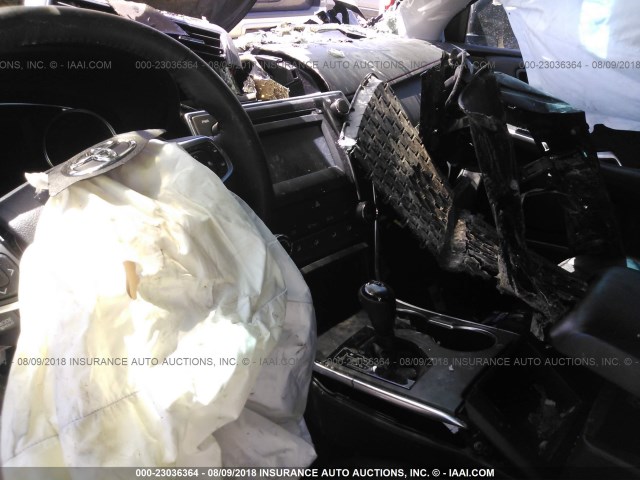 4T1BF1FK6HU809508 - 2017 TOYOTA CAMRY LE/XLE/SE/XSE 黑色 照片 5