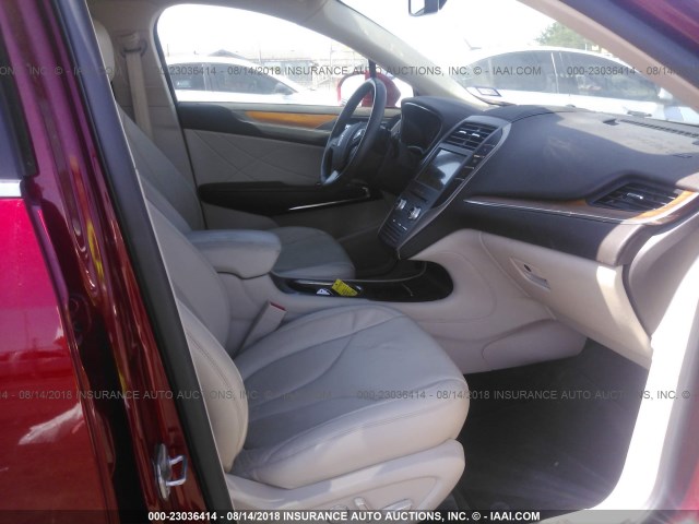 5LMCJ2C98HUL33687 - 2017 LINCOLN MKC SELECT 红色 照片 5