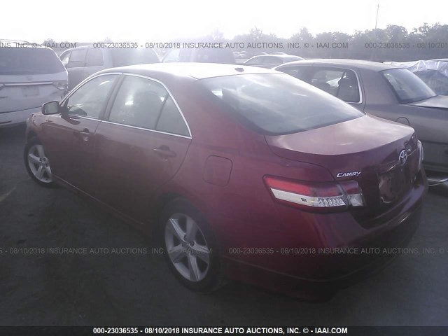 4T1BF3EK4AU550844 - 2010 TOYOTA CAMRY SE/LE/XLE 红色 照片 3