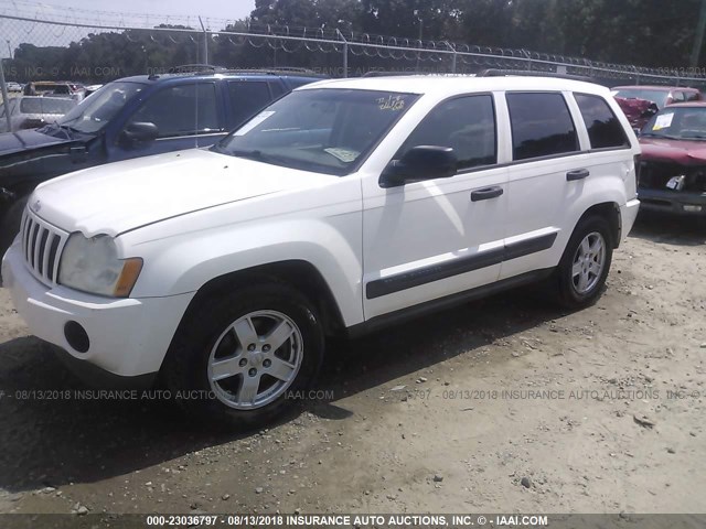 1J4GS48K85C582578 - 2005 JEEP GRAND CHEROKEE LAREDO/COLUMBIA/FREEDOM 白色 照片 2