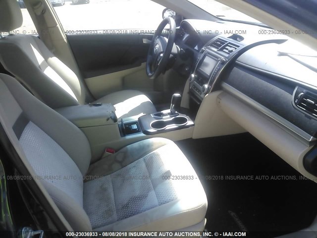 4T4BF1FK9CR233203 - 2012 TOYOTA CAMRY SE/LE/XLE BLUE photo 5