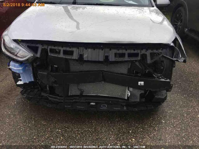 3KPC24A37JE021671 - 2018 HYUNDAI ACCENT SEL SILVER photo 17