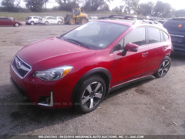 JF2GPABC1H8205042 - 2017 SUBARU CROSSTREK PREMIUM RED photo 2