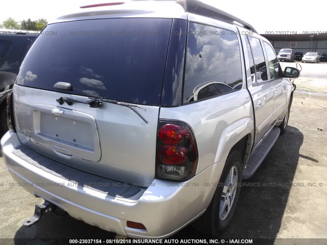 1GNET16S466100952 - 2006 CHEVROLET TRAILBLAZER EXT LS/EXT LT GRAY photo 4