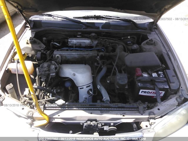 JT2BG22K110606108 - 2001 TOYOTA CAMRY CE/LE/XLE 金色 照片 10