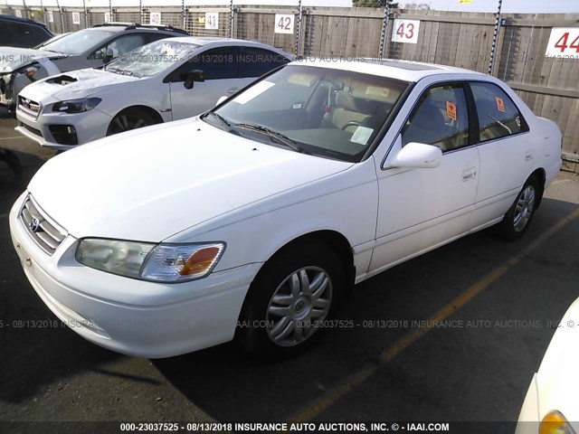 4T1BG28K61U858990 - 2001 TOYOTA CAMRY CE/LE/XLE 白色 照片 2
