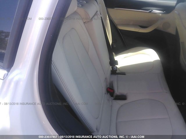 WBXHU7C31J5H39944 - 2018 BMW X1 SDRIVE28I WHITE photo 8