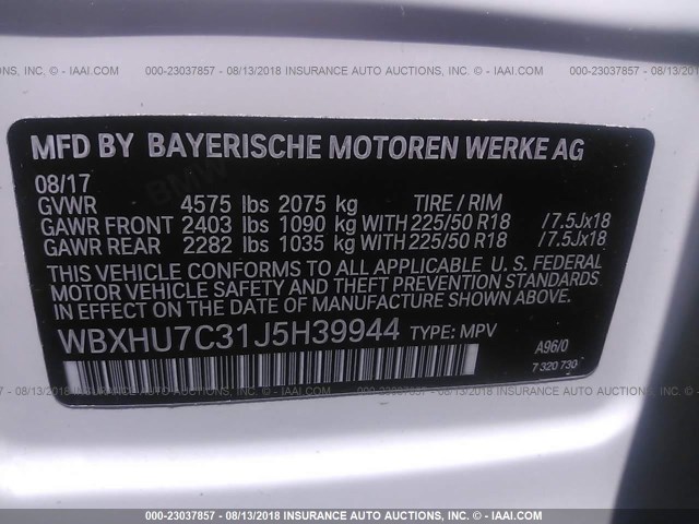 WBXHU7C31J5H39944 - 2018 BMW X1 SDRIVE28I WHITE photo 9