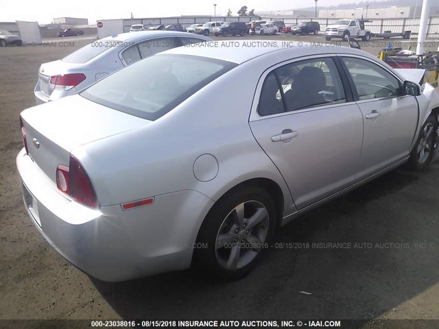 1G1ZC5E10BF381158 - 2011 CHEVROLET MALIBU 1LT 银色 照片 4