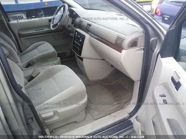 2FMZA52264BA39899 - 2004 FORD FREESTAR SEL GOLD photo 5