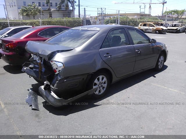 JTDBF32K730138503 - 2003 TOYOTA CAMRY LE/XLE 灰色 照片 4