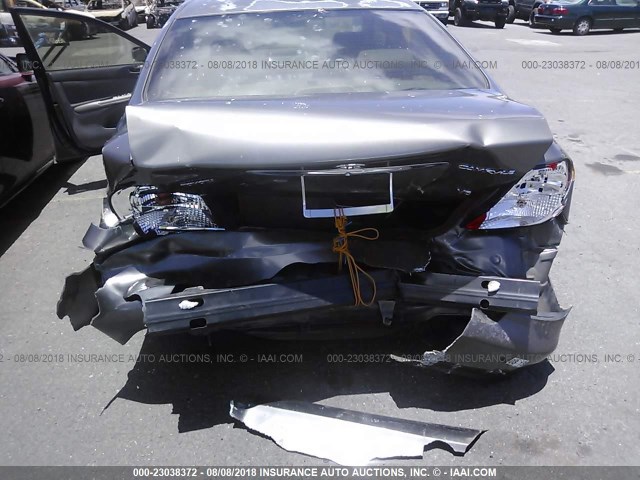 JTDBF32K730138503 - 2003 TOYOTA CAMRY LE/XLE 灰色 照片 6