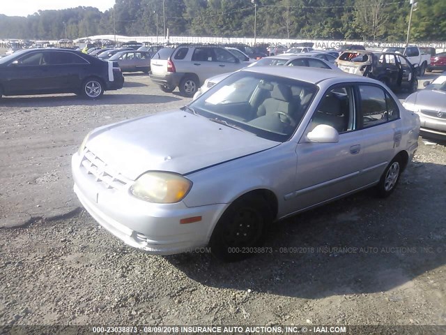 KMHCG45CX4U502995 - 2004 HYUNDAI ACCENT SILVER photo 2