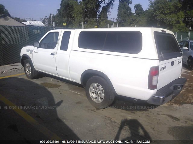 1N6DD26SXWC335801 - 1998 NISSAN FRONTIER KING CAB XE/KING CAB SE WHITE photo 3