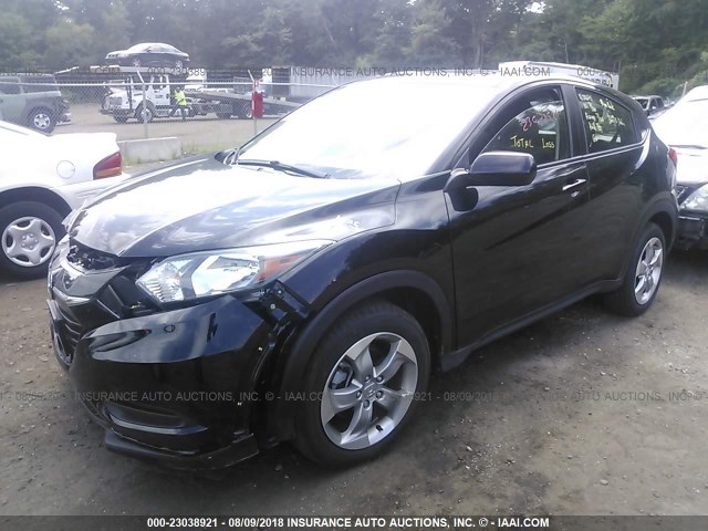 3CZRU6H37HG710074 - 2017 HONDA HR-V LX BLACK photo 2