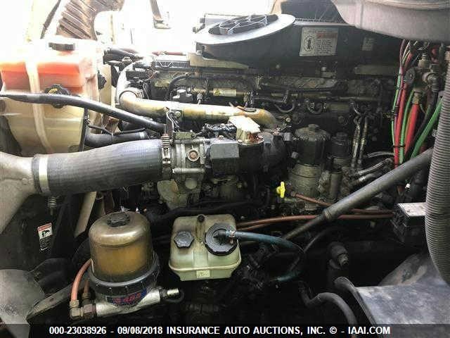 1FUJGLDR6ALAP1080 - 2010 FREIGHTLINER CASCADIA 125  WHITE photo 7