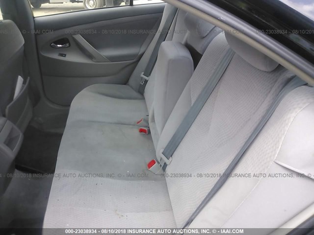 4T1BF3EK6BU126485 - 2011 TOYOTA CAMRY SE/LE/XLE შავი ფოტო 8